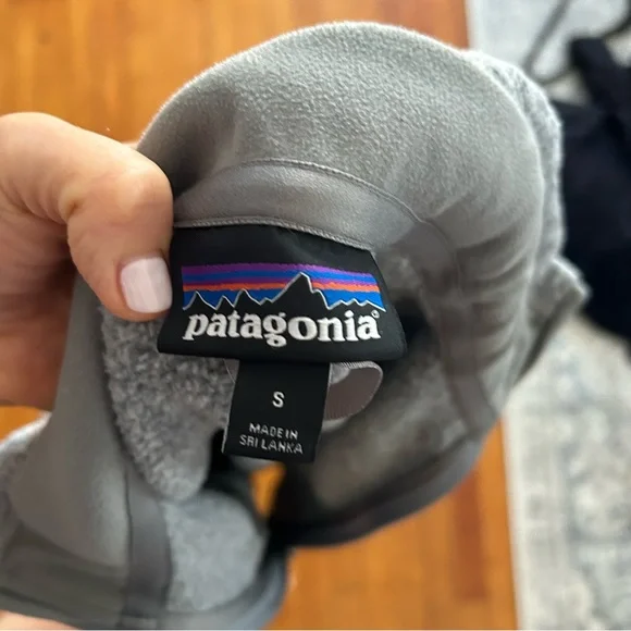 Patagonia Women's Small S Gray Grey Better Sweatet 1/4 Zip SAP - Picture 3 of 5